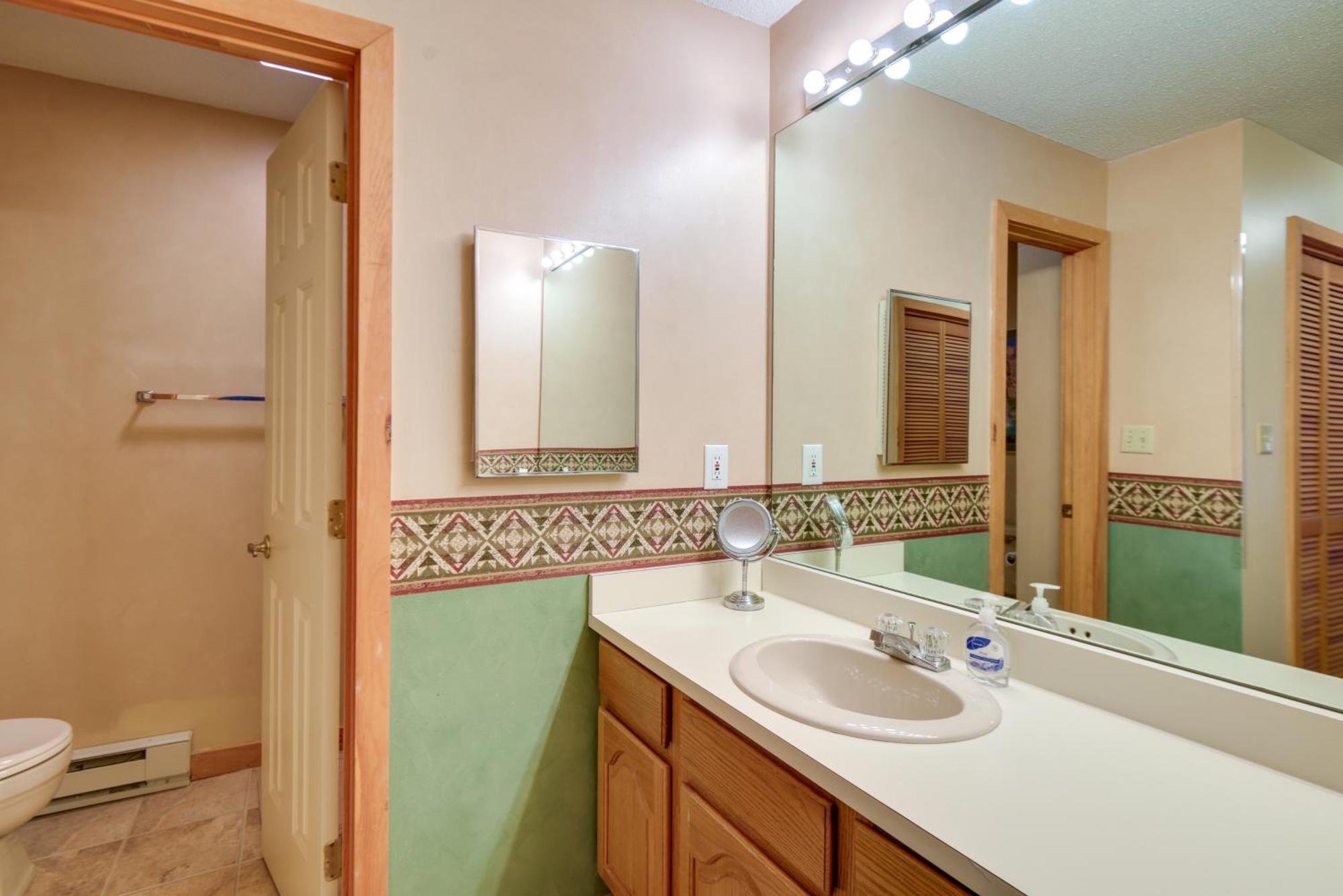 Well-Appointed Lincoln Abode Ski, Swim And Fish! Esterno foto